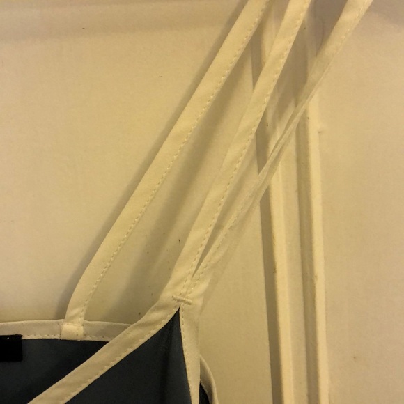 Flowy tank top - Picture 3 of 4